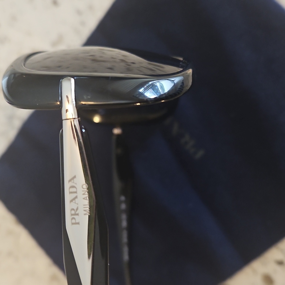 Prada Black Polarized Sunglasses with Full Inclusion - Picture 3 of 11